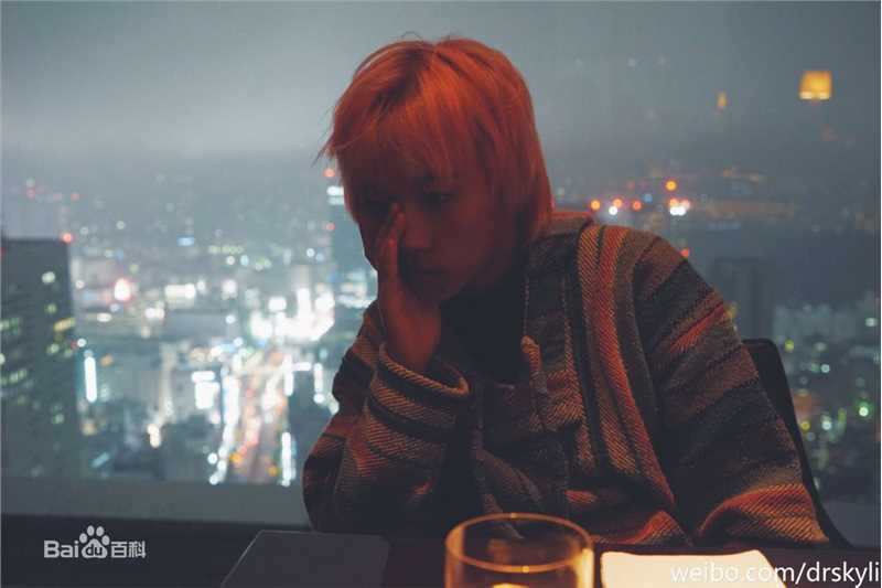 窦靖童(Leah Dou)粉发造型图片图集