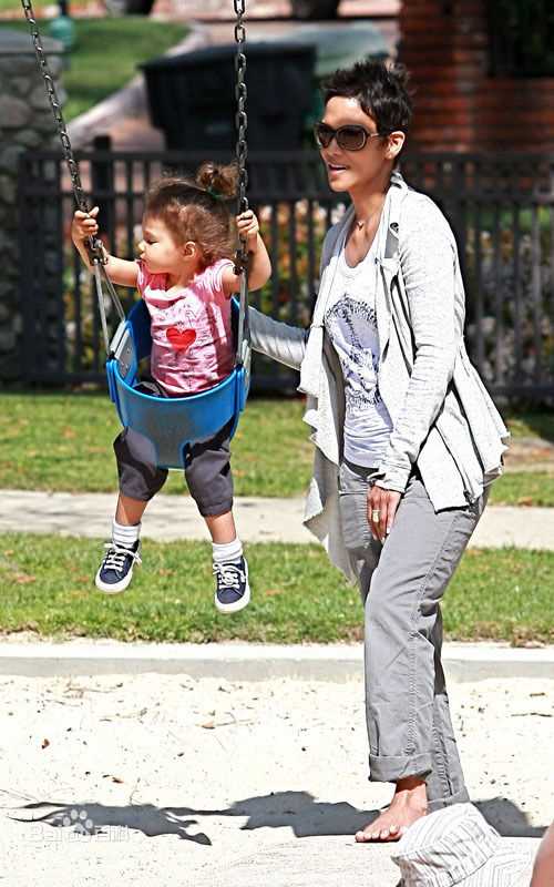 哈莉·贝瑞(Halle Berry)精彩图册