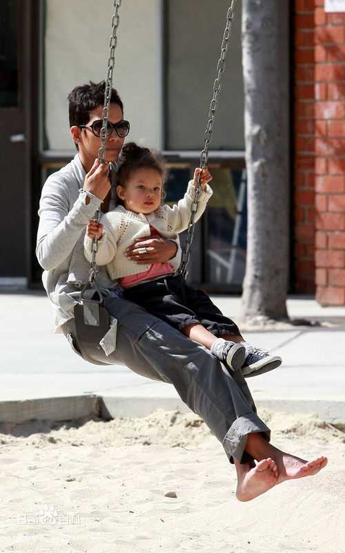 哈莉·贝瑞(Halle Berry)精彩图册