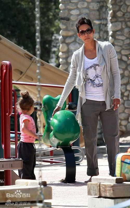 哈莉·贝瑞(Halle Berry)精彩图册