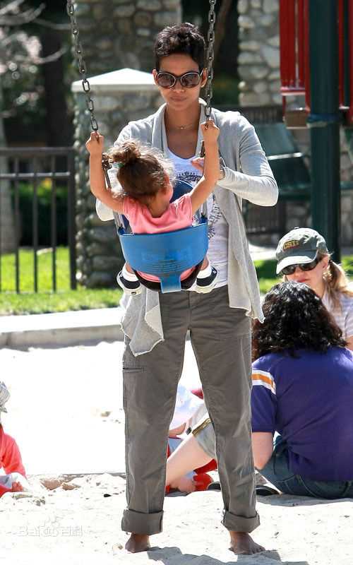 哈莉·贝瑞(Halle Berry)精彩图册