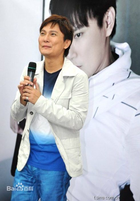 张信哲(Jeff Chang Shin-Che)2010年马来西亚签唱会图片图集