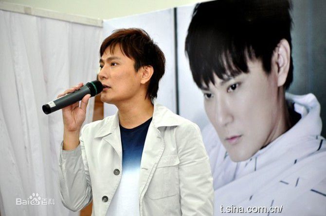 张信哲(Jeff Chang Shin-Che)2010年马来西亚签唱会图片图集