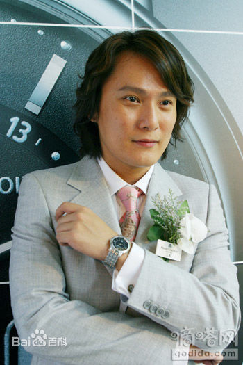 张信哲(Jeff Chang Shin-Che)广告代言照前后照片