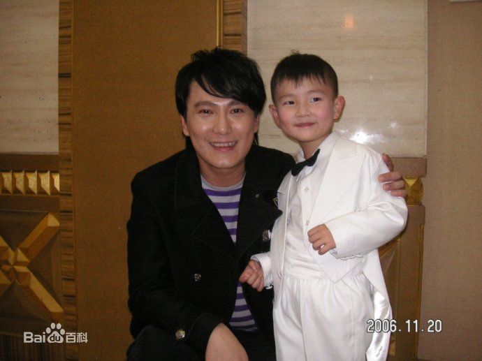 张信哲(Jeff Chang Shin-Che)私下活动照生活照