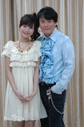 张信哲(Jeff Chang Shin-Che)与其他明星合照壁纸壁纸