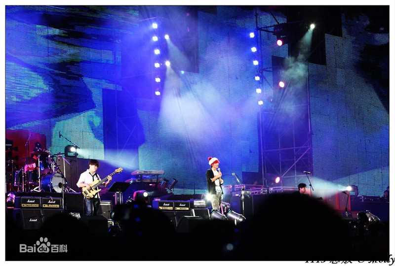 朴树 演唱会照素颜照壁纸