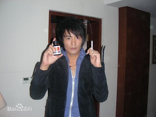 朴树生活照壁纸壁纸