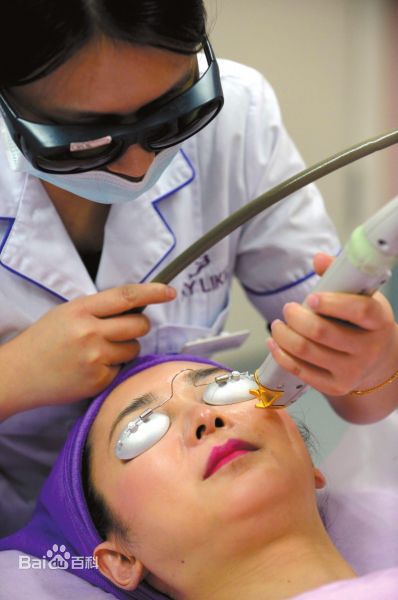 刘婷人物相册前后照片