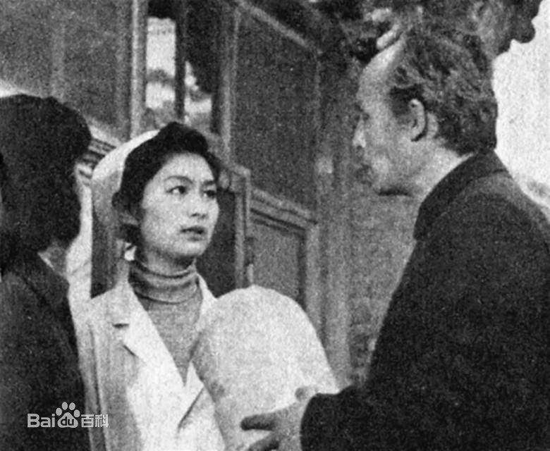 徐庆东作品素颜照壁纸