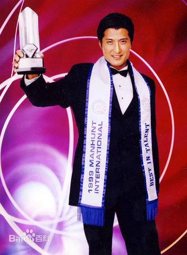 胡东99世界精英男模特大赛素颜照壁纸