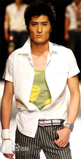 胡东模特生活照