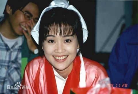 最新梁小冰(Noel Leung)在版《少年梁祝》祝英台中的图集