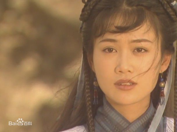 高清梁小冰(Noel Leung)在《圆月弯刀》青青中的图集