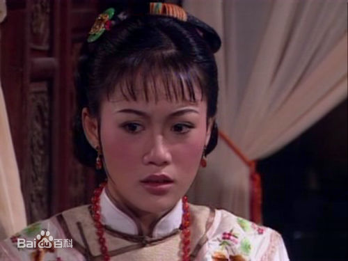 最优质梁小冰(Noel Leung)在《天子屠龙》饰冰月/水月中的