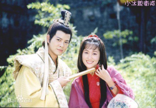 梁小冰(Noel Leung)与陈嘉辉素颜照壁纸