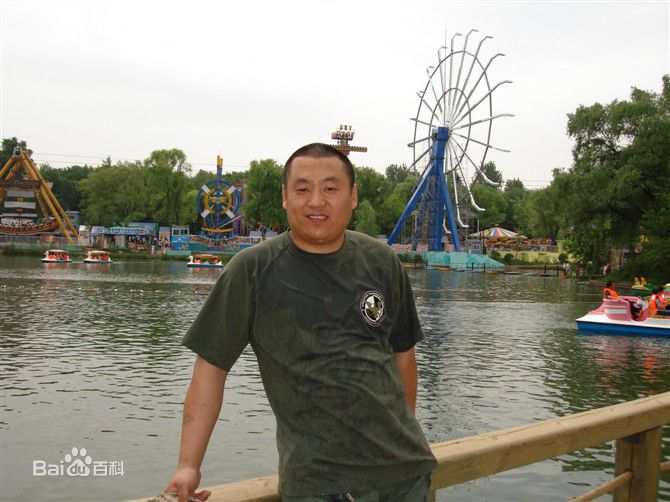 宋晓峰最新生活·壁纸