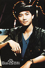 陈百强(Danny Chan)至爱图片图集