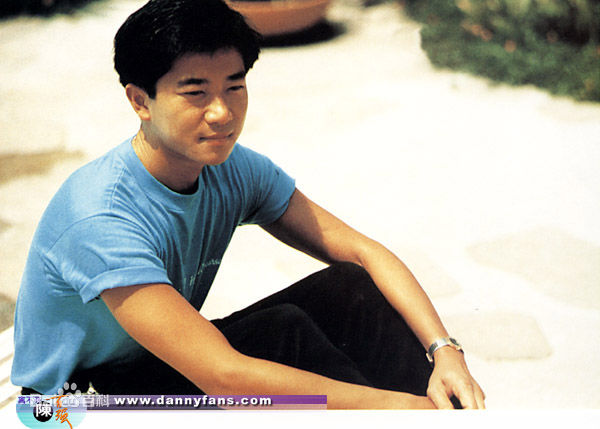 陈百强(Danny Chan)至爱图片图集