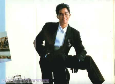 陈百强(Danny Chan)85演唱会性感图片图集