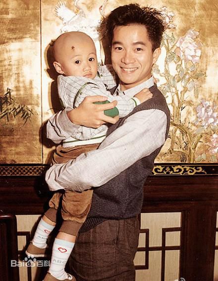 精选陈百强(Danny Chan)精彩图册