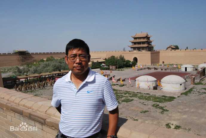 高清胡学文性感图片