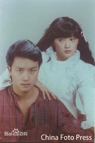 最新倪诗蓓性感图片