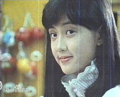 最新倪诗蓓性感图片