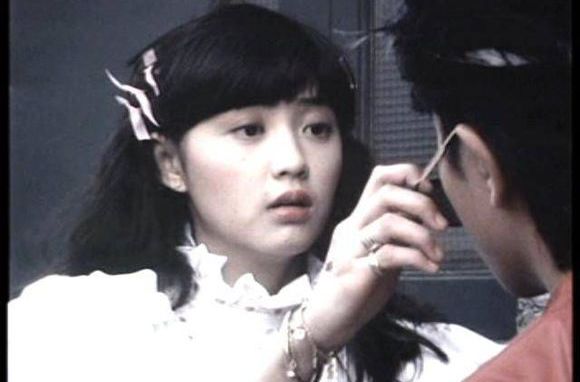 最新倪诗蓓性感图片