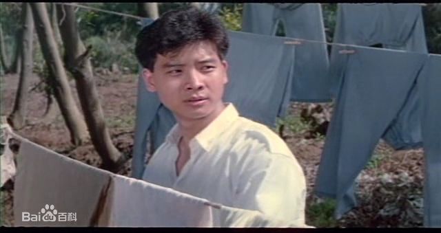 杨庆煌《落山风》的剧照