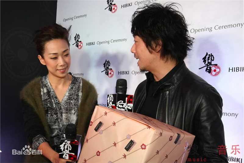 林忆莲(Sandy Lam)2011北京响料理开业庆典图片图集