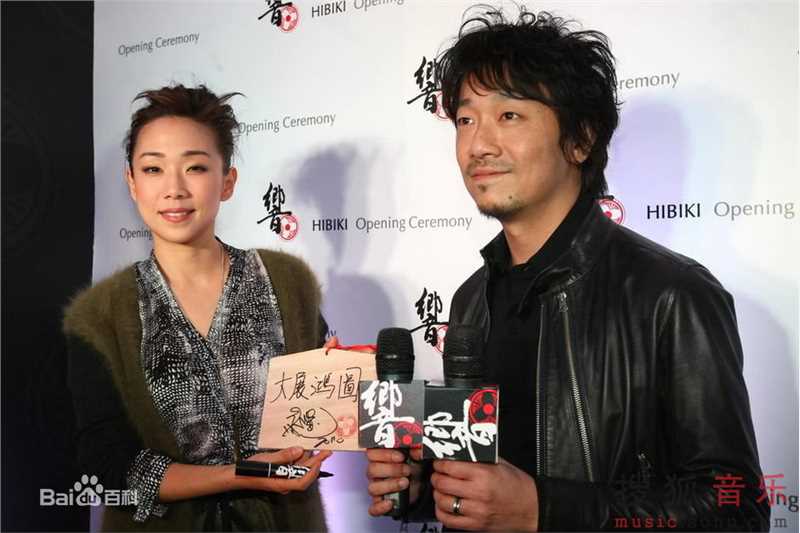 林忆莲(Sandy Lam)2011北京响料理开业庆典图片图集