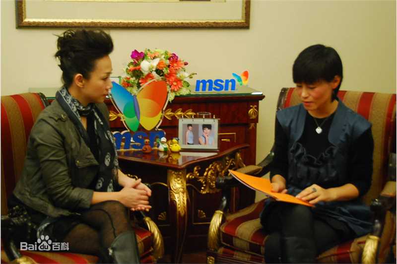 林忆莲(Sandy Lam)2010MSN专访性感图片图集