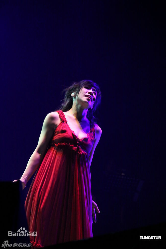 最新林忆莲(Sandy Lam)精彩图册