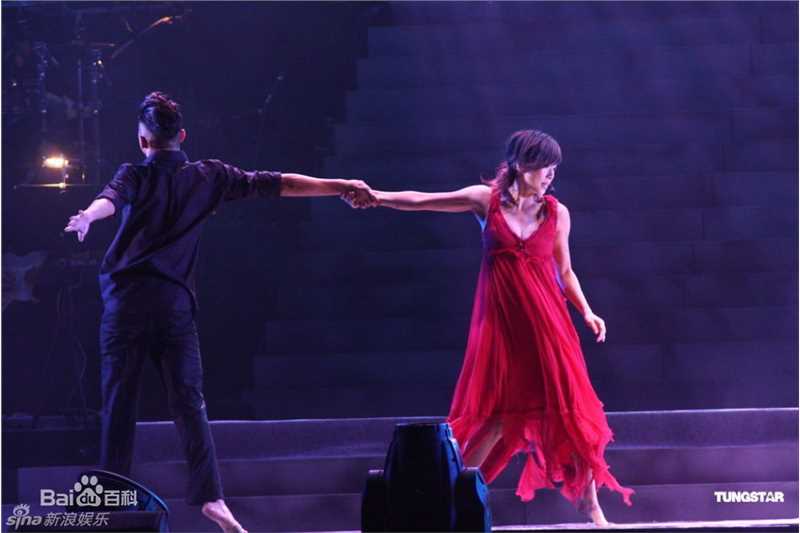 精选林忆莲(Sandy Lam)精彩图册