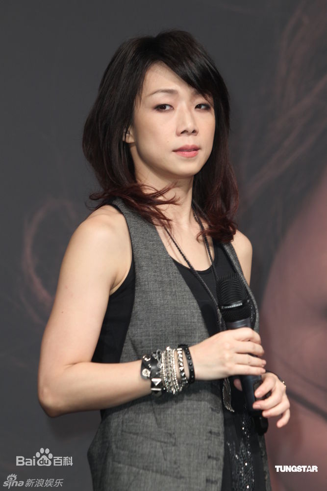 精选林忆莲(Sandy Lam)精彩图册