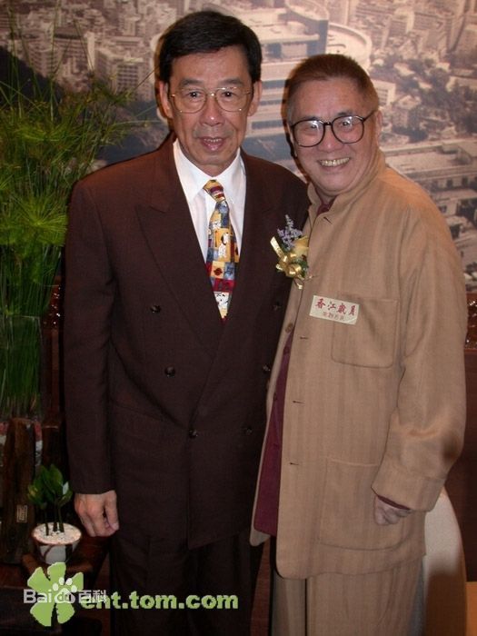 最优质黄沾(James J.S.Wong)生活照