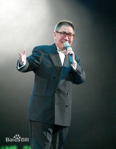 最优质黄沾(James J.S.Wong)生活照