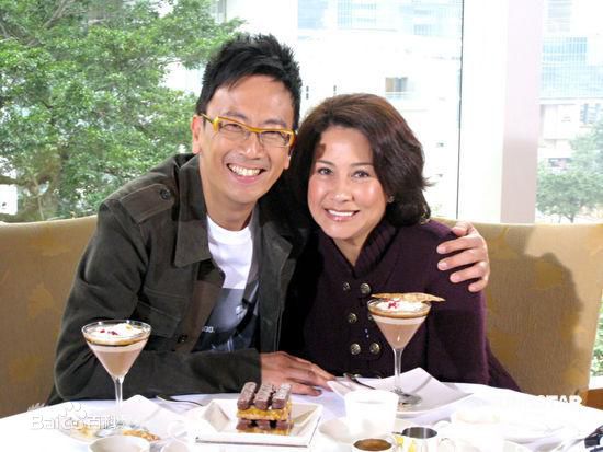 甄妮(Jenny Tseng)生活照壁纸壁纸