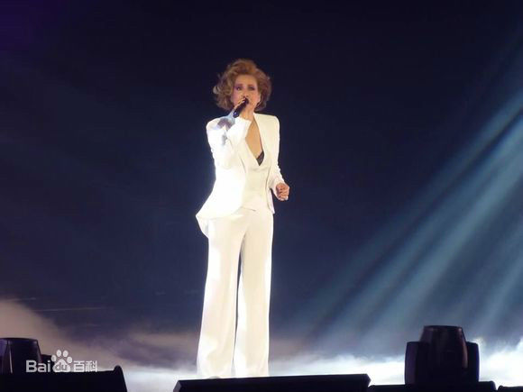 甄妮(Jenny Tseng)2013年12月6日“非”台北云顶演唱会壁纸壁纸