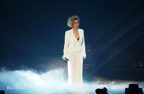 甄妮(Jenny Tseng)2013年12月6日“非”台北云顶演唱会壁纸壁纸