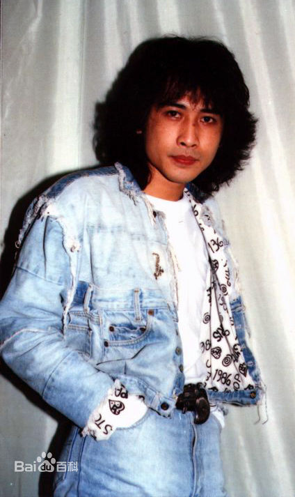 齐秦(Chyi Chin)图忆当年时性感图片图集