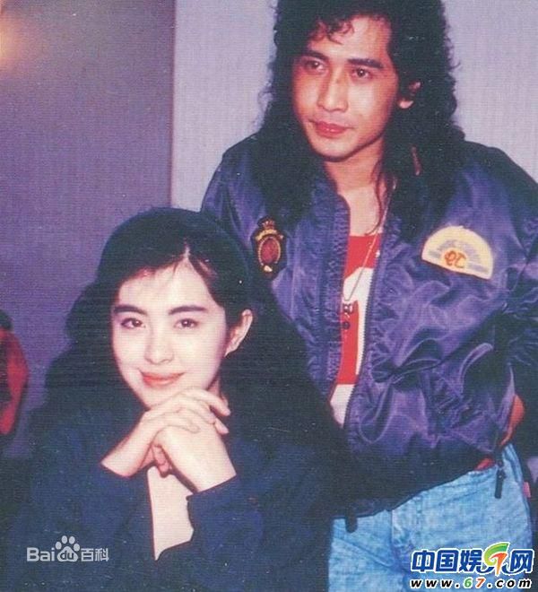 齐秦(Chyi Chin)图忆当年时性感图片图集