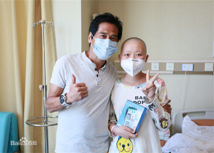 齐秦(Chyi Chin)热心公益事业性感图片壁纸