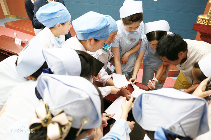 齐秦(Chyi Chin)热心公益事业性感图片壁纸