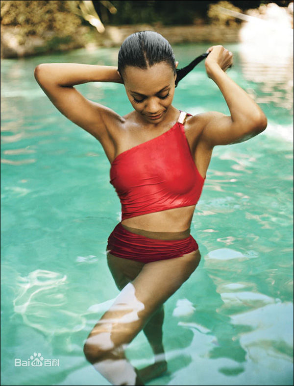 佐伊·索尔达娜(Zoe Saldana)生活照