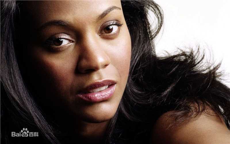 佐伊·索尔达娜(Zoe Saldana)生活照