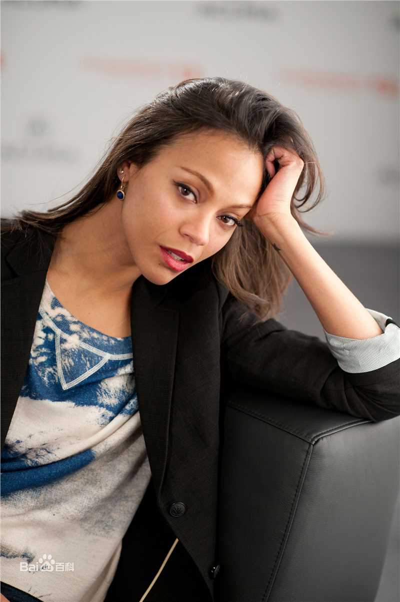 最全佐伊·索尔达娜(Zoe Saldana)精彩图册