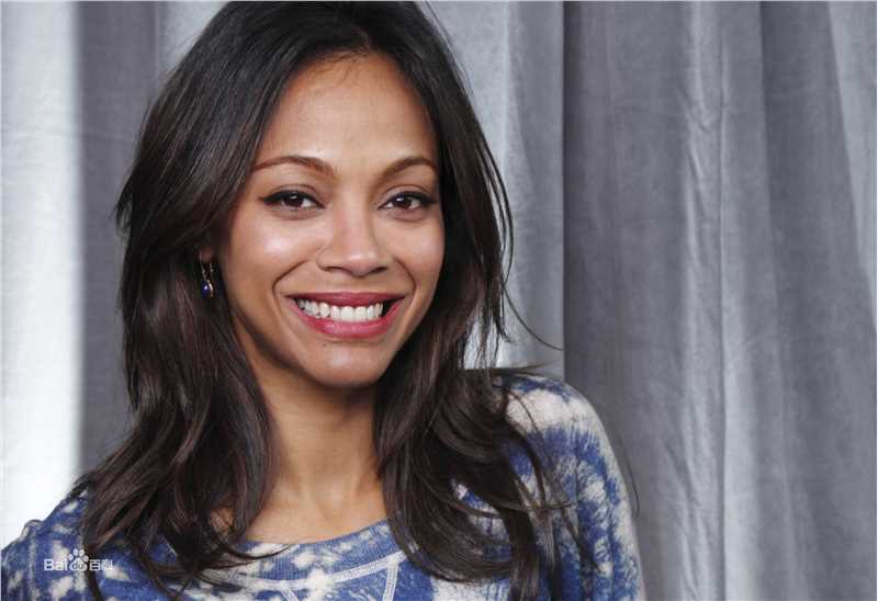 最全佐伊·索尔达娜(Zoe Saldana)精彩图册