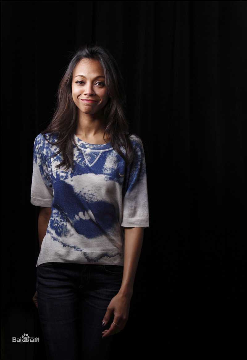 佐伊·索尔达娜(Zoe Saldana)前后照片